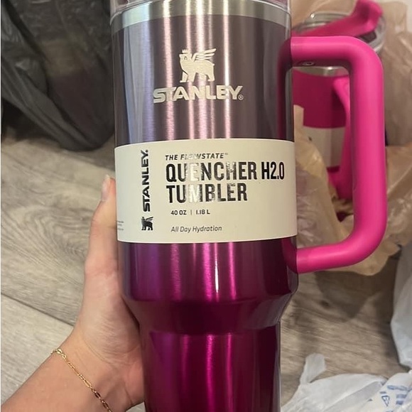 Carnelia Gradient 40oz Stanley - Picture 2 of 4